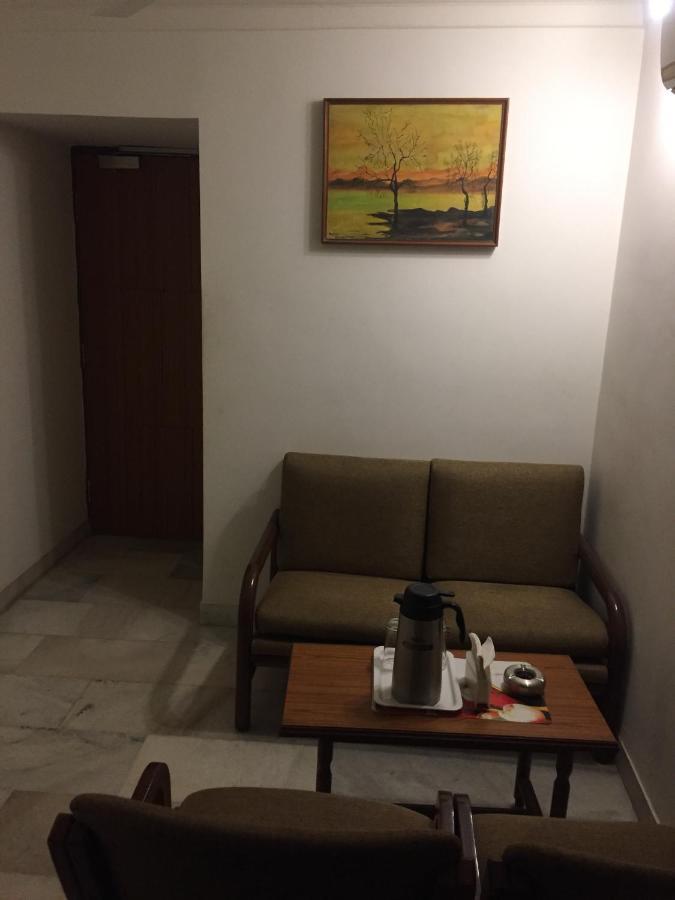 Hotel Apex อาเมดาบัด ภายนอก รูปภาพ