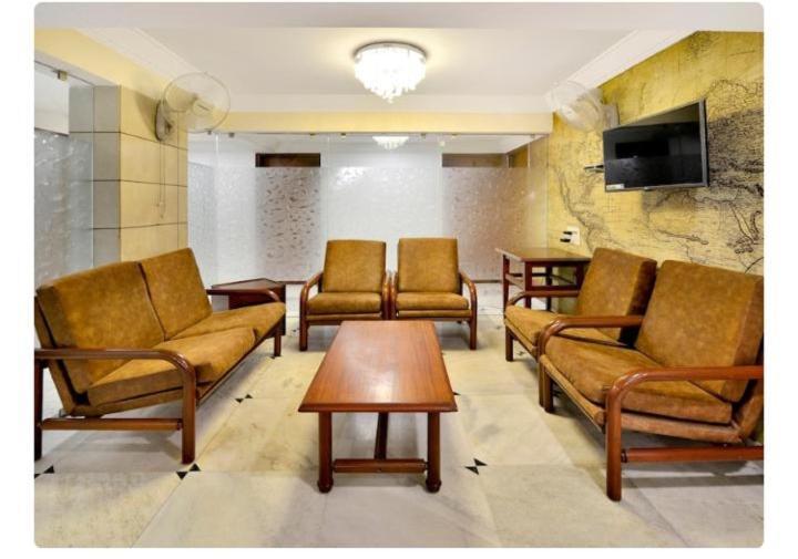 Hotel Apex อาเมดาบัด ภายนอก รูปภาพ