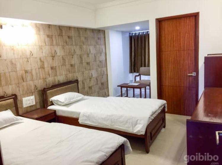 Hotel Apex อาเมดาบัด ภายนอก รูปภาพ