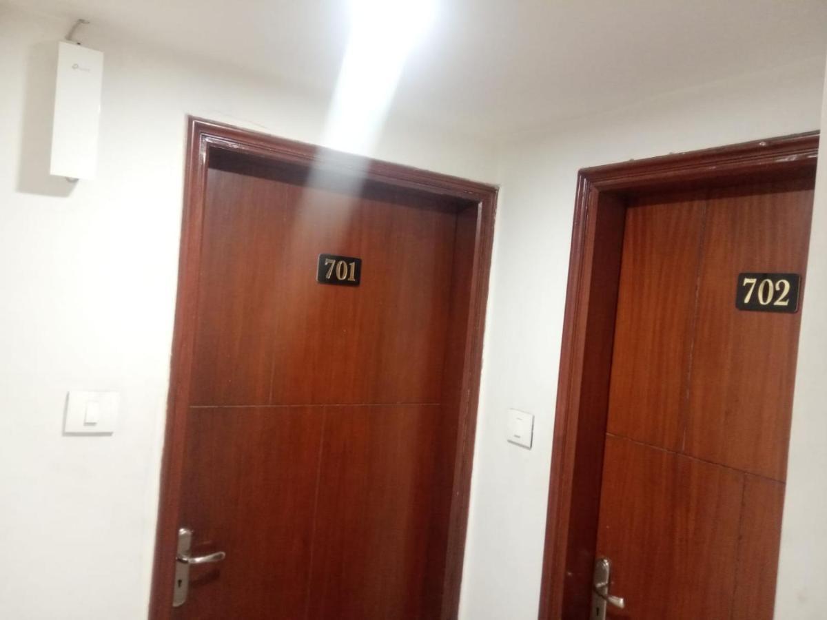 Hotel Apex อาเมดาบัด ภายนอก รูปภาพ